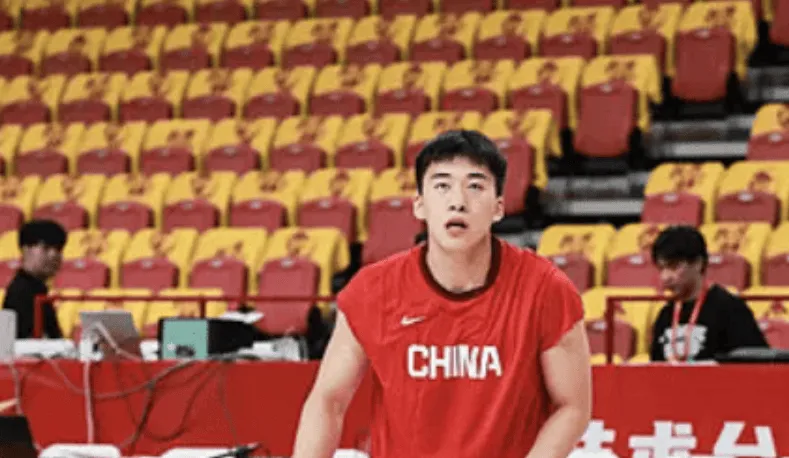 媒体人：王俊杰依旧出色，徐昕&amp;amp;庞峥麟&amp;amp;赵维伦也有亮点